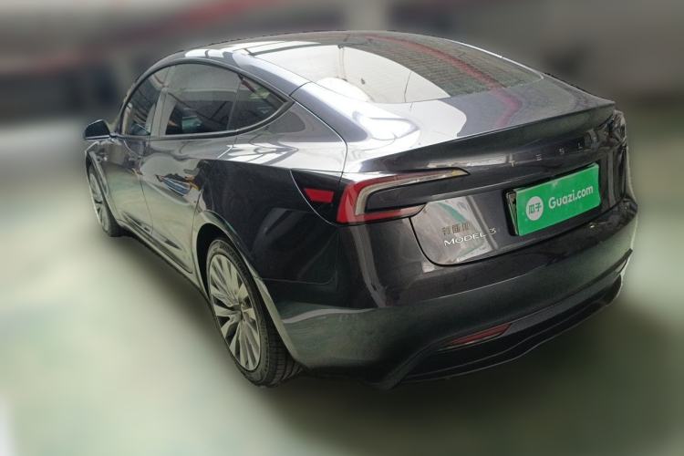 Used Tesla Model 3 2025 Rear-Wheel-Drive Version Exterior 3