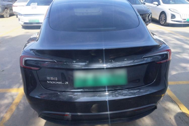 Used Tesla Model 3 2025 Rear-Wheel-Drive Version Exterior 4