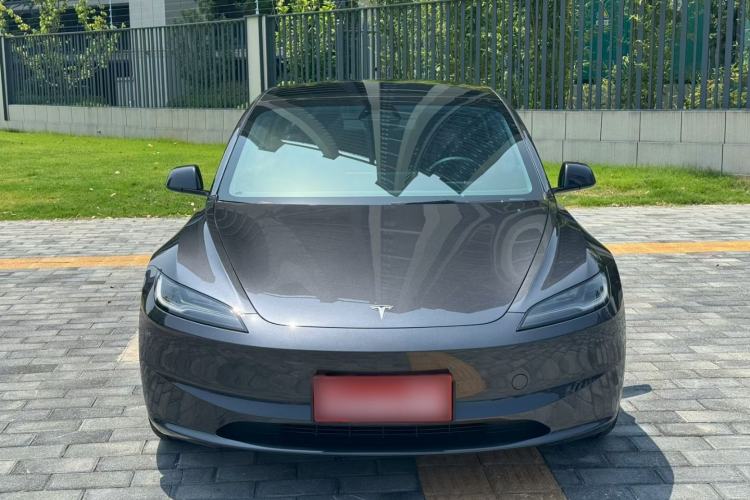 Used Tesla Model 3 2025 Rear-Wheel-Drive Version Exterior 5