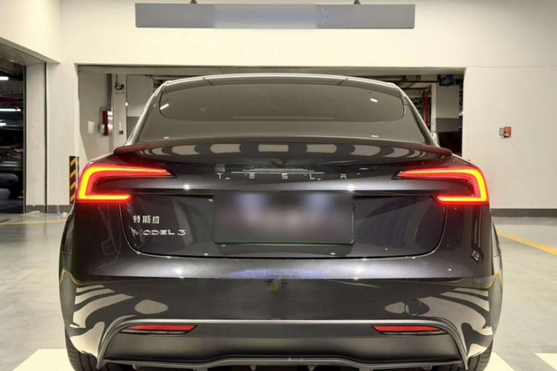 Used Tesla Model 3 2025 Rear-Wheel-Drive Version Exterior 5