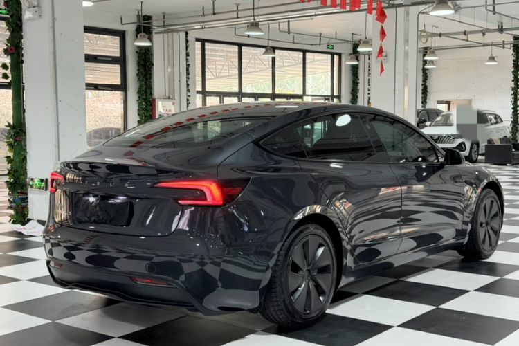 Used Tesla Model 3 2025 Rear-Wheel-Drive Version Exterior 5
