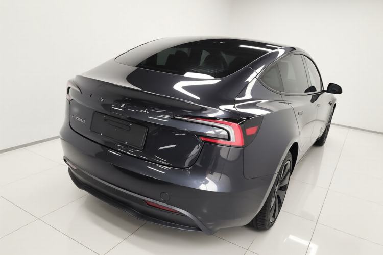 Used Tesla Model 3 2025 Rear-Wheel-Drive Version Exterior 5
