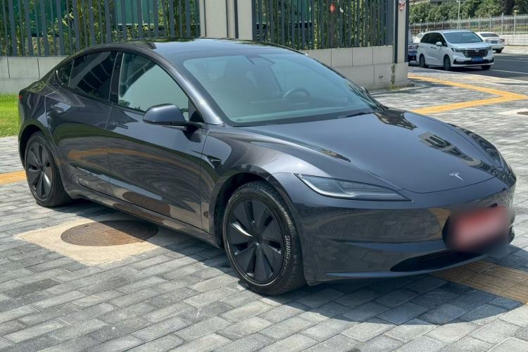 Used Tesla Model 3 2025 Rear-Wheel-Drive Version Exterior 6