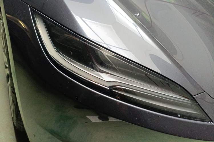 Used Tesla Model 3 2025 Rear-Wheel-Drive Version Exterior 6
