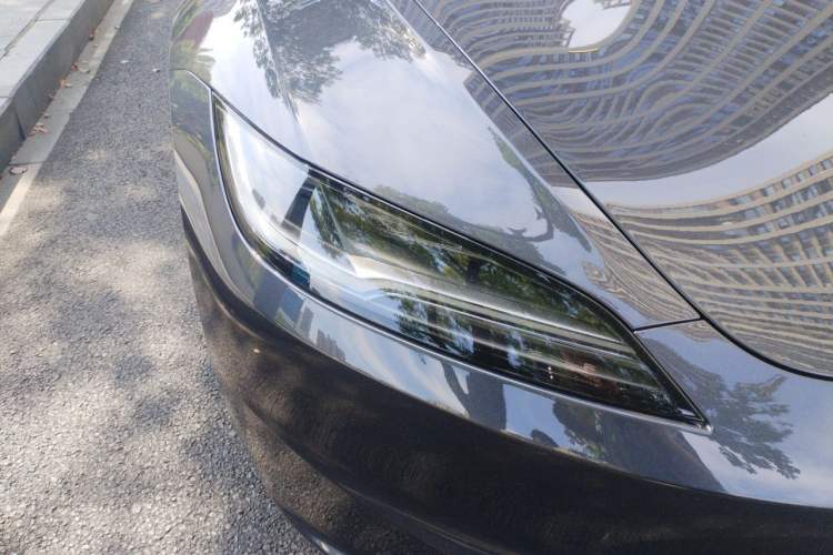 Used Tesla Model 3 2025 Rear-Wheel-Drive Version Exterior 6