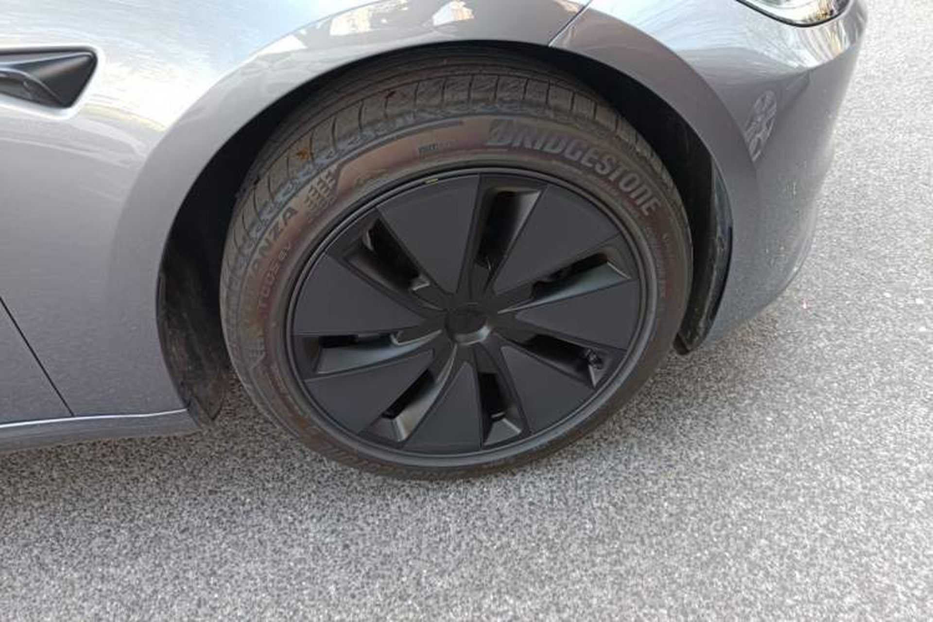 Used Tesla Model 3 2025 Rear-Wheel-Drive Version Exterior 7