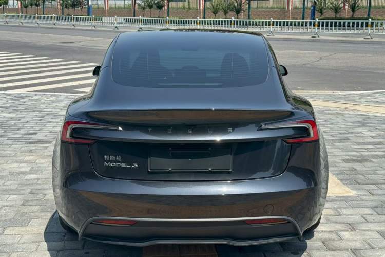 Used Tesla Model 3 2025 Rear-Wheel-Drive Version Exterior 8
