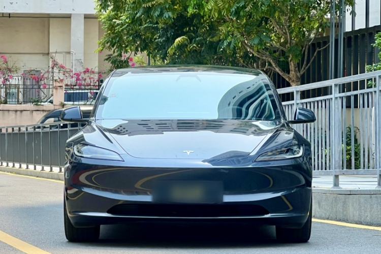 Used Tesla Model 3 2025 Rear-Wheel-Drive Version Exterior 8