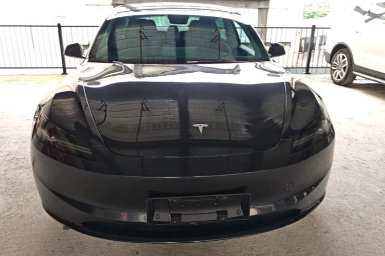 Used Tesla Model 3 2025 Rear-Wheel-Drive Version Front