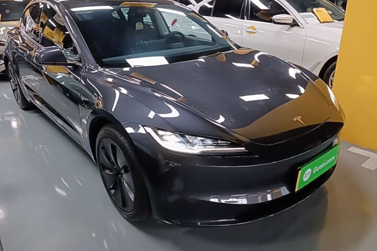 Used Tesla Model 3 2025 Rear-Wheel-Drive Version Front Right 45 Deg