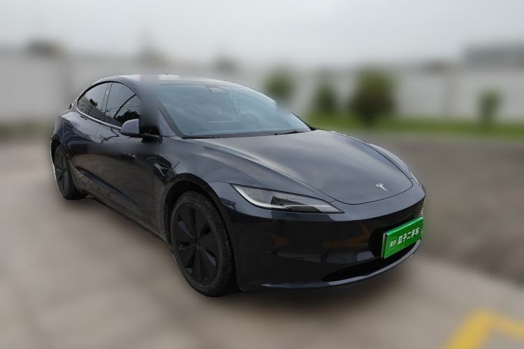 Used Tesla Model 3 2025 Rear-Wheel-Drive Version Front Right 45 Deg