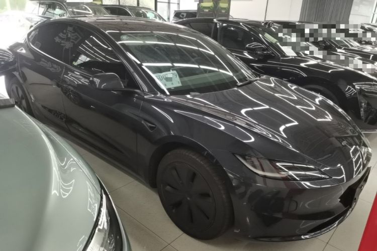 Used Tesla Model 3 2025 Rear-Wheel-Drive Version Front Right 45 Deg