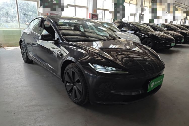 Used Tesla Model 3 2025 Rear-Wheel-Drive Version Front Right 45 Deg