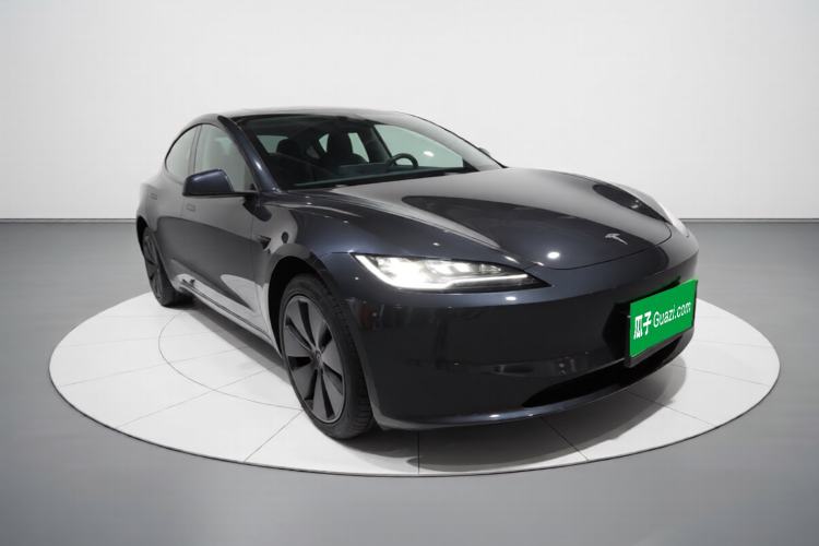 Used Tesla Model 3 2025 Rear-Wheel-Drive Version Front Right 45 Deg
