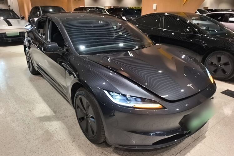 Used Tesla Model 3 2025 Rear-Wheel-Drive Version Front Right 45 Deg