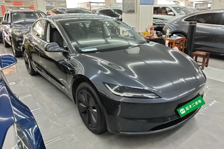 Used Tesla Model 3 2025 Rear-Wheel-Drive Version Front Right 45 Deg