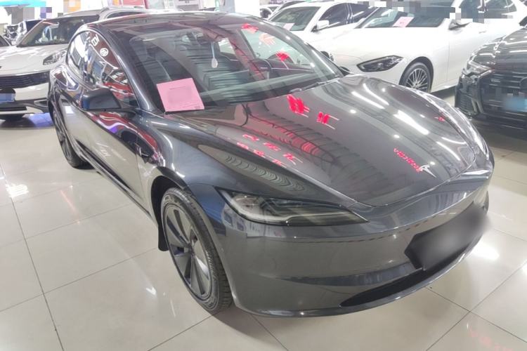 Used Tesla Model 3 2025 Rear-Wheel-Drive Version Front Right 45 Deg