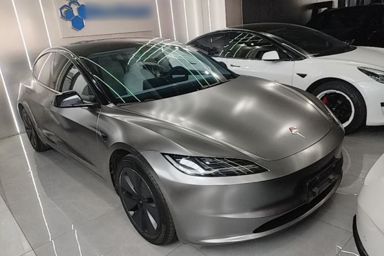 Used Tesla Model 3 2025 Rear-Wheel-Drive Version Front Right 45 Deg