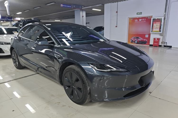 Used Tesla Model 3 2025 Rear-Wheel-Drive Version Front Right 45 Deg