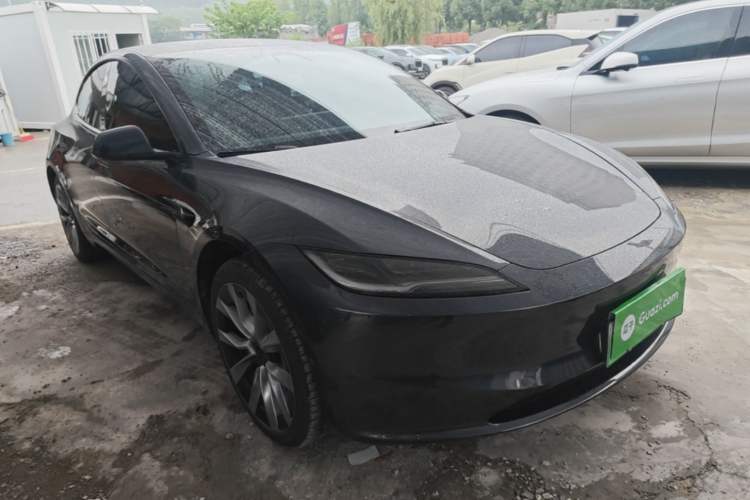 Used Tesla Model 3 2025 Rear-Wheel-Drive Version Front Right 45 Deg