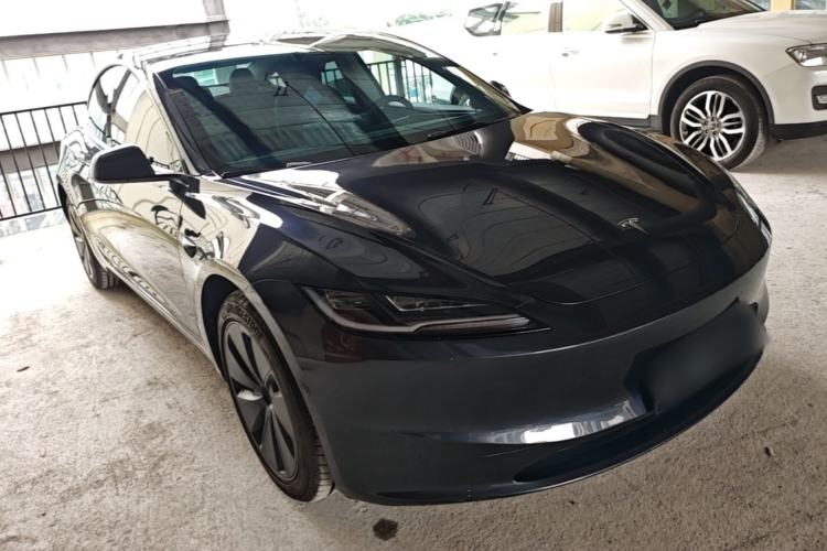 Used Tesla Model 3 2025 Rear-Wheel-Drive Version Front Right 45 Deg