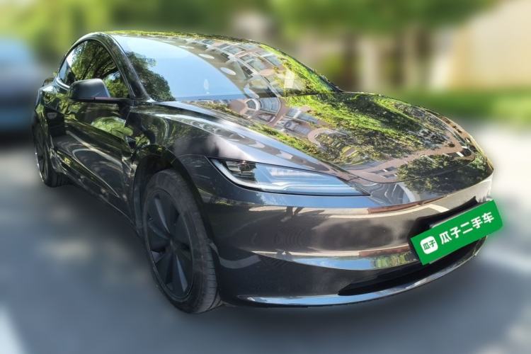 Used Tesla Model 3 2025 Rear-Wheel-Drive Version Front Right 45 Deg