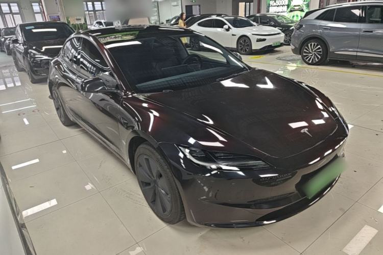 Used Tesla Model 3 2025 Rear-Wheel-Drive Version Front Right 45 Deg