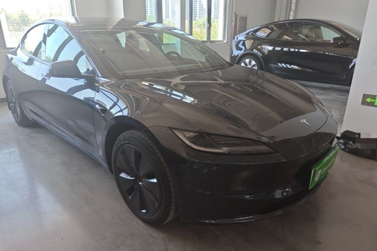 Used Tesla Model 3 2025 Rear-Wheel-Drive Version Front Right 45 Deg