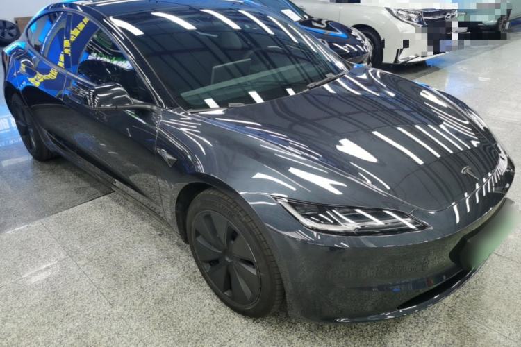 Used Tesla Model 3 2025 Rear-Wheel-Drive Version Front Right 45 Deg