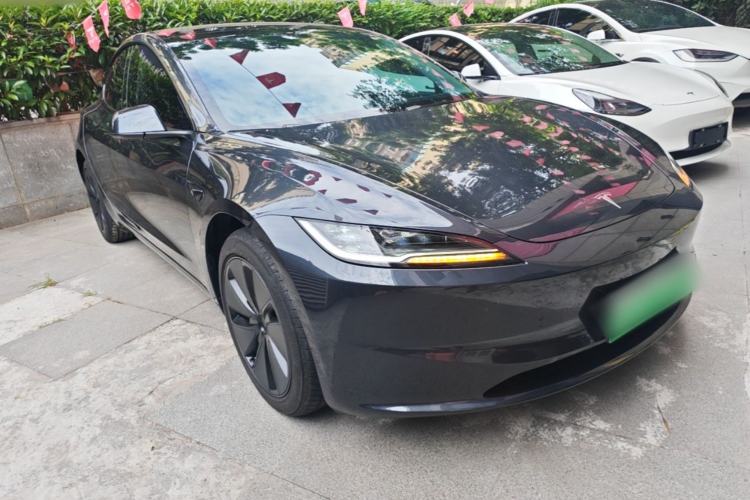 Used Tesla Model 3 2025 Rear-Wheel-Drive Version Front Right 45 Deg