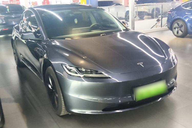 Used Tesla Model 3 2025 Rear-Wheel-Drive Version Front Right 45 Deg