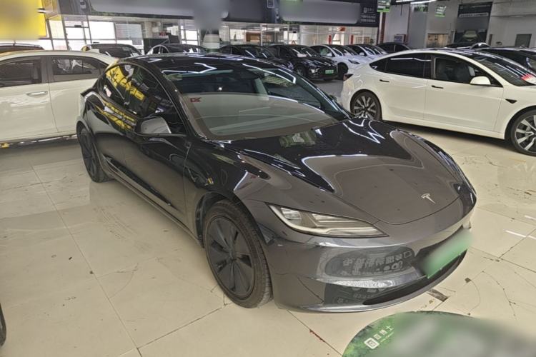 Used Tesla Model 3 2025 Rear-Wheel-Drive Version Front Right 45 Deg