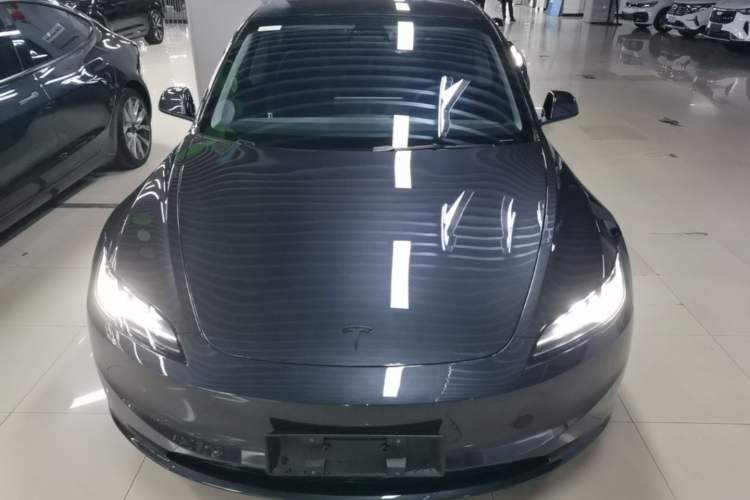 Used Tesla Model 3 2025 Rear-Wheel-Drive Version Front