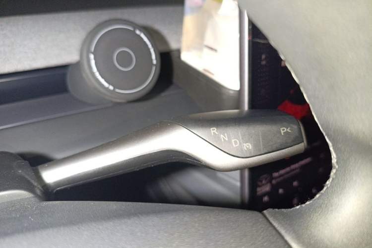 Used Tesla Model 3 2025 Rear-Wheel-Drive Version Gear Lever