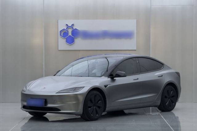 Used Tesla Model 3 2025 Rear-Wheel-Drive Version