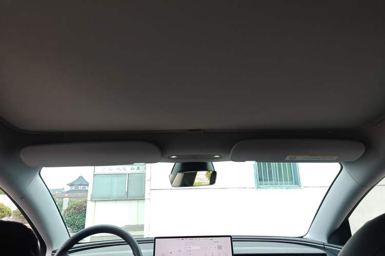 Used Tesla Model 3 2025 Rear-Wheel-Drive Version Headliner