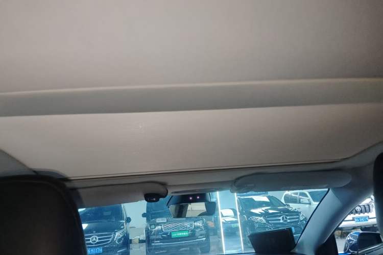 Used Tesla Model 3 2025 Model Revised Rear-Wheel-Drive Version Headliner