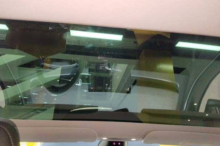 Used Tesla Model 3 2025 Rear-Wheel-Drive Version Headliner
