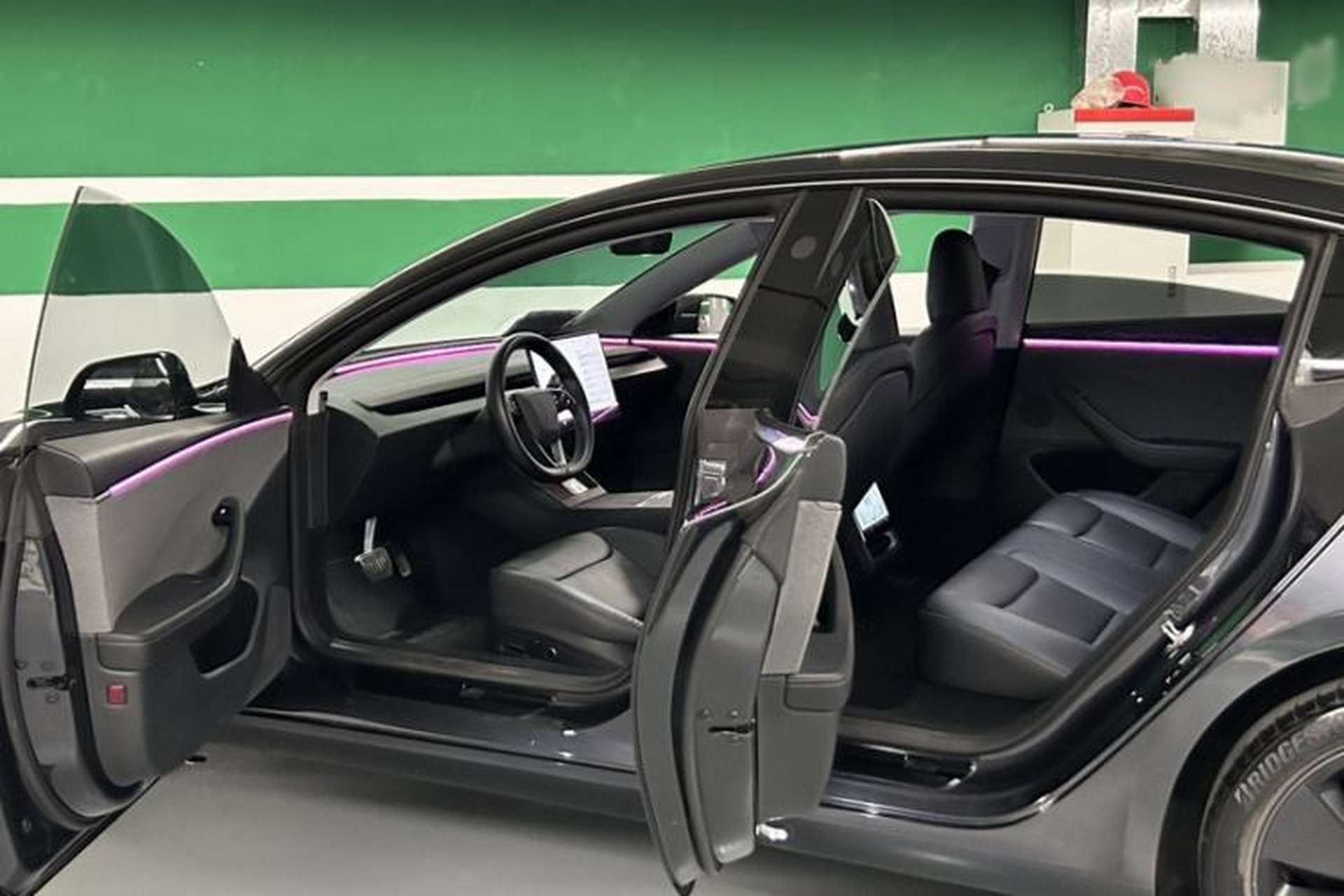 Used Tesla Model 3 2025 Rear-Wheel-Drive Version Interior 1