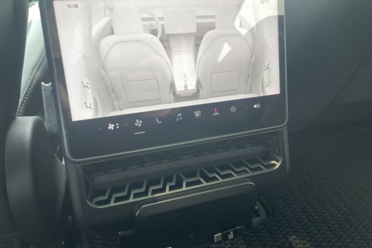Used Tesla Model 3 2025 Rear-Wheel-Drive Version Interior 10