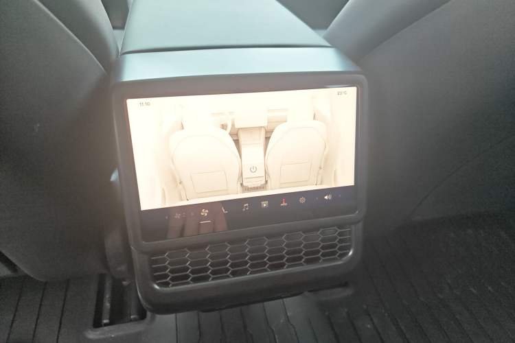 Used Tesla Model 3 2025 Rear-Wheel-Drive Version Interior 2