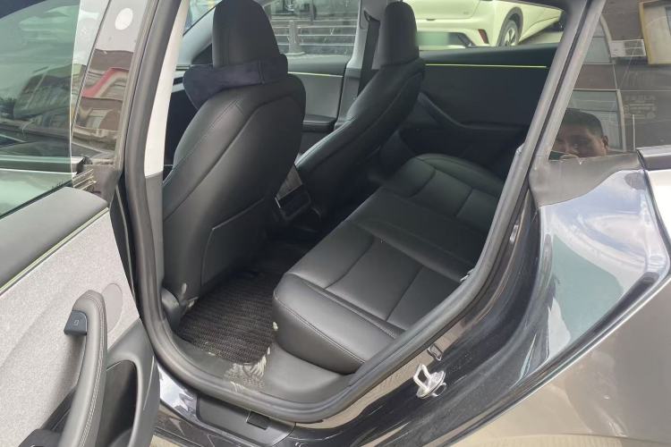 Used Tesla Model 3 2025 Rear-Wheel-Drive Version Interior 2
