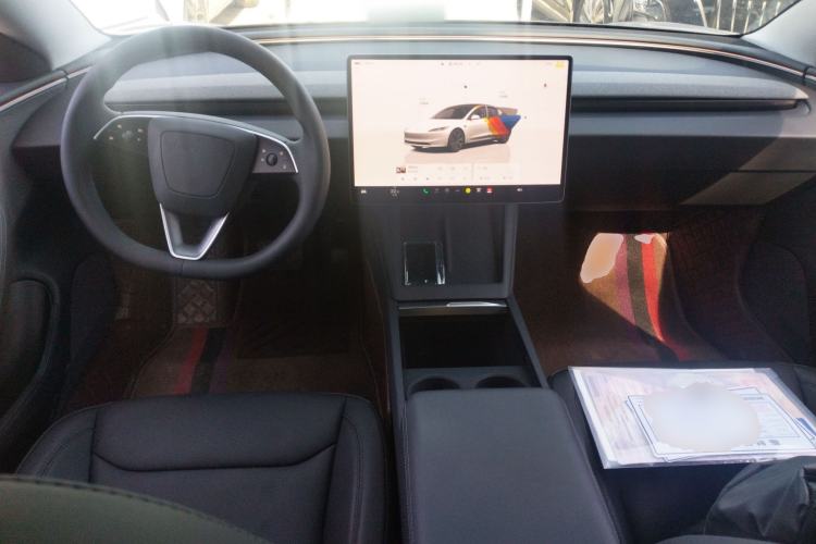 Used Tesla Model 3 2025 Rear-Wheel-Drive Version Interior 2