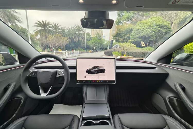 Used Tesla Model 3 2025 Rear-Wheel-Drive Version Interior 2
