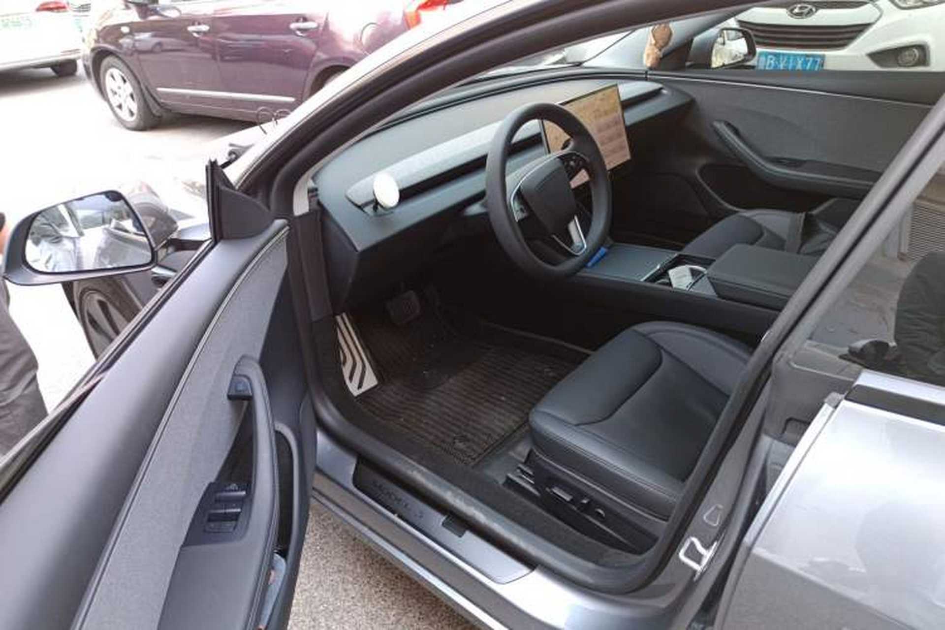 Used Tesla Model 3 2025 Rear-Wheel-Drive Version Interior 3