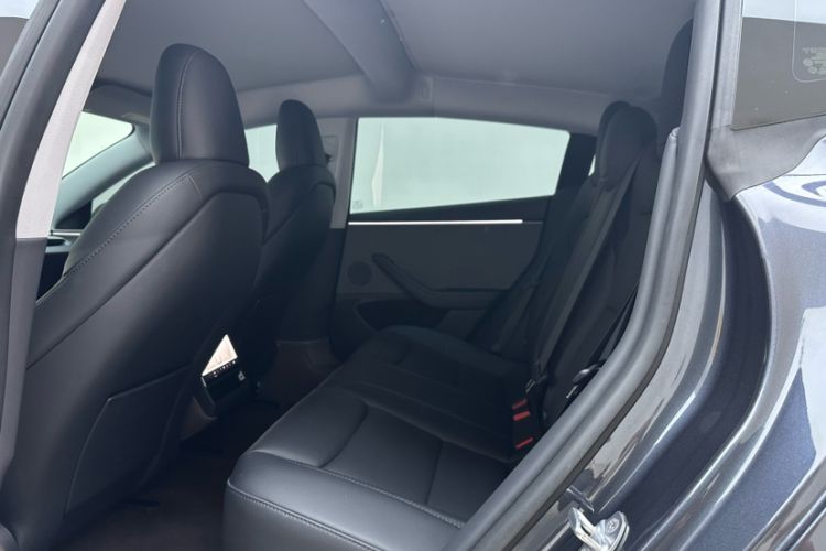 Used Tesla Model 3 2025 Rear-Wheel-Drive Version Interior 3