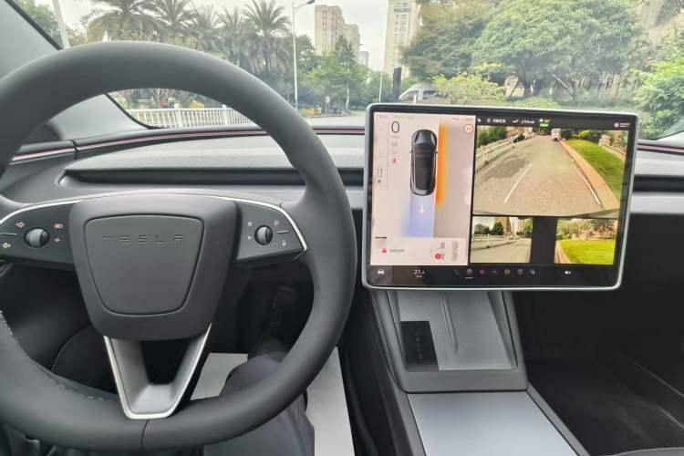 Used Tesla Model 3 2025 Rear-Wheel-Drive Version Interior 3