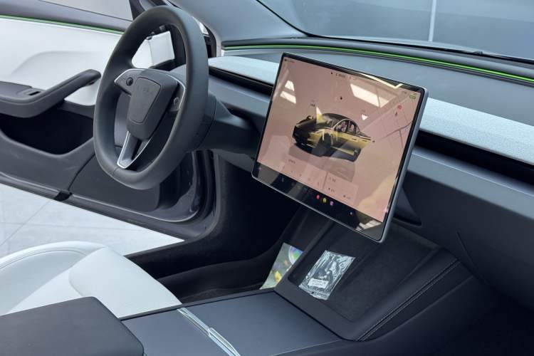 Used Tesla Model 3 2025 Rear-Wheel-Drive Version Interior 4