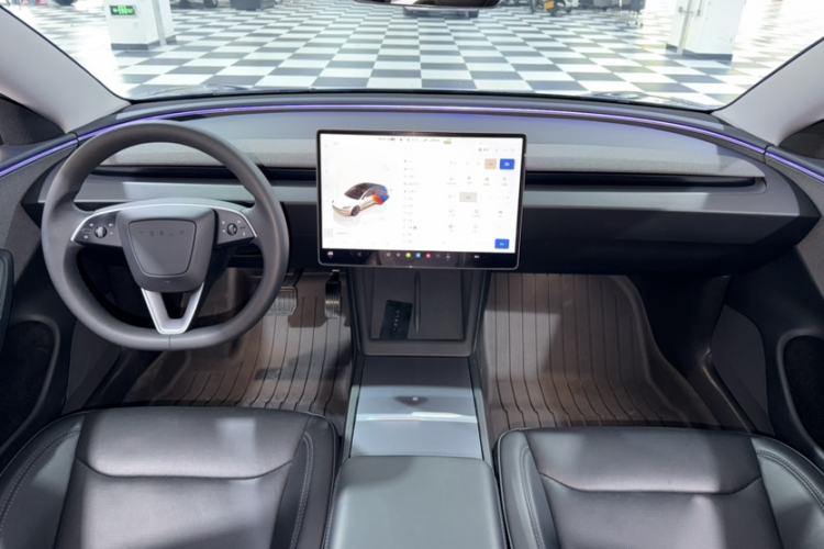 Used Tesla Model 3 2025 Rear-Wheel-Drive Version Interior 4