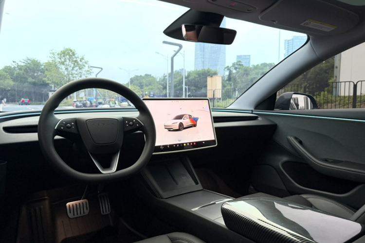 Used Tesla Model 3 2025 Rear-Wheel-Drive Version Interior 8